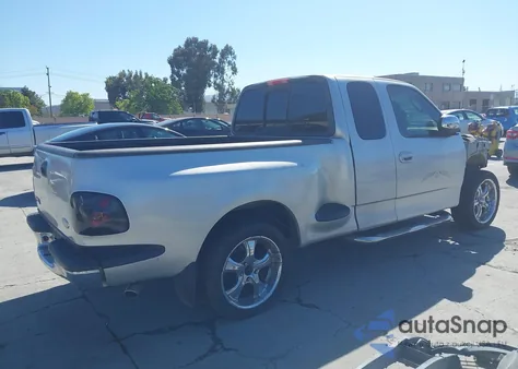 2002 Ford F-150 Lariat/Xl/Xlt z USA, uszkodzony, nr VIN 2FTRX07W42CA94750